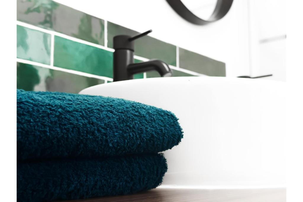 8 Personnes - 4 Rooms - 2 Salle De Bain - Metro 7 & 14 - Porte Italie - Private Car Park- Wifi 르끄레므랄비세트르 외부 사진