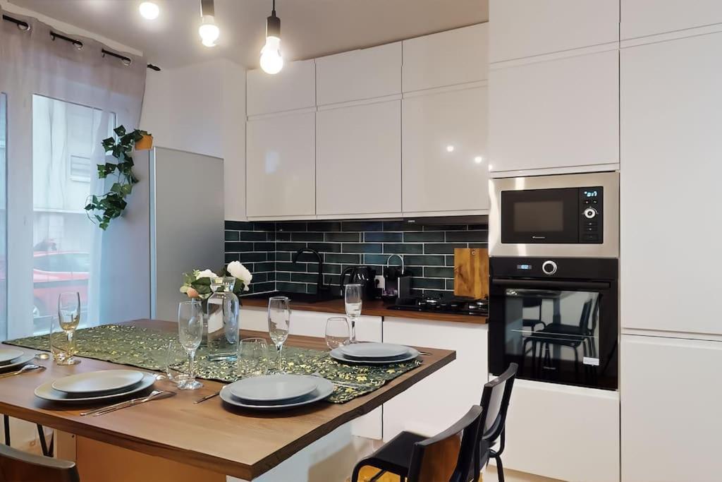 8 Personnes - 4 Rooms - 2 Salle De Bain - Metro 7 & 14 - Porte Italie - Private Car Park- Wifi 르끄레므랄비세트르 외부 사진