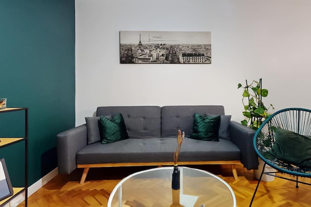 8 Personnes - 4 Rooms - 2 Salle De Bain - Metro 7 & 14 - Porte Italie - Private Car Park- Wifi 르끄레므랄비세트르 외부 사진